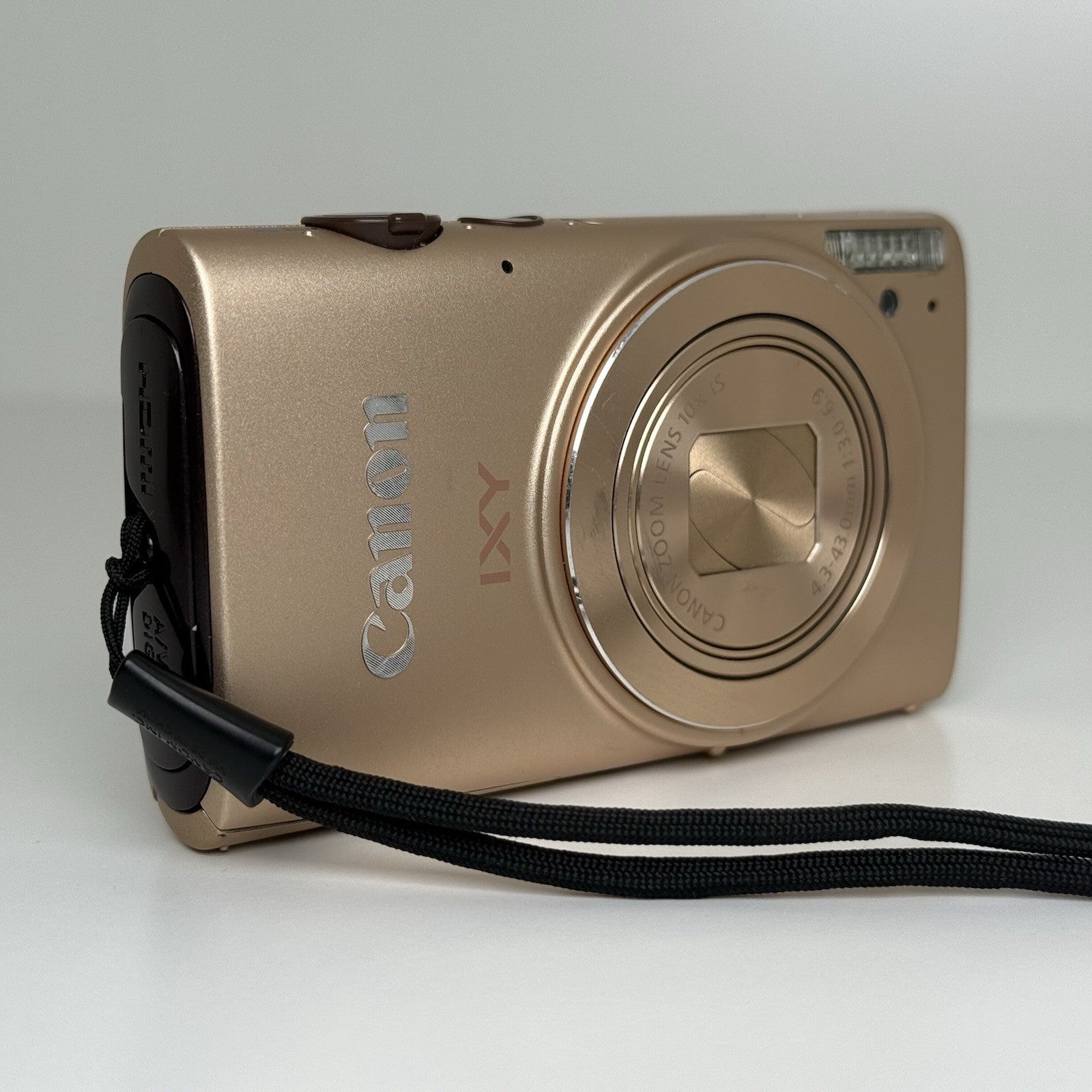 Canon IXY 620F Gold Compact Digital Camera
