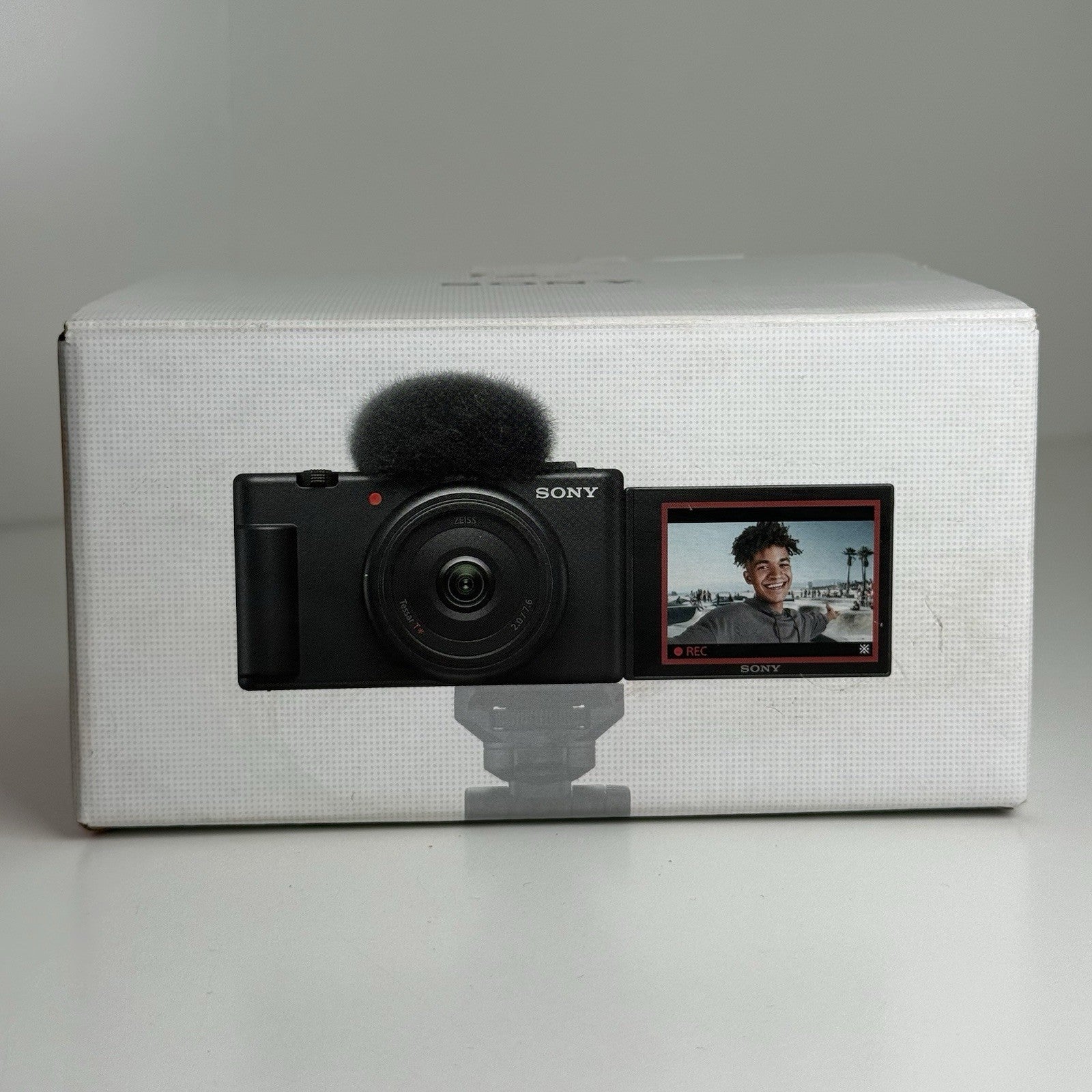 Sony ZV-1F White Compact Digital Vlog Camera with Box + More