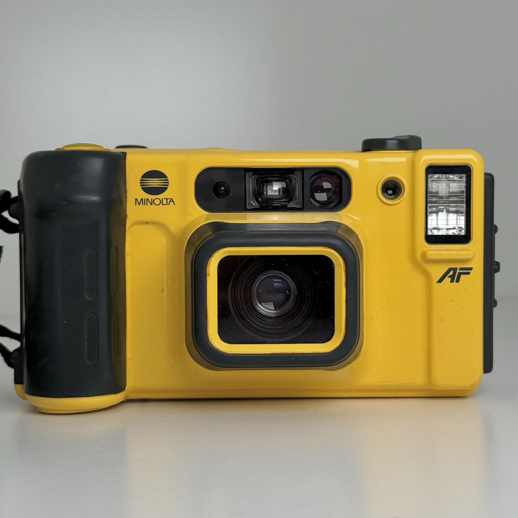 Minolta Weathermatic 35DL Waterproof 35mm Film Camera UNTESTED FOR PARTS ONLY!