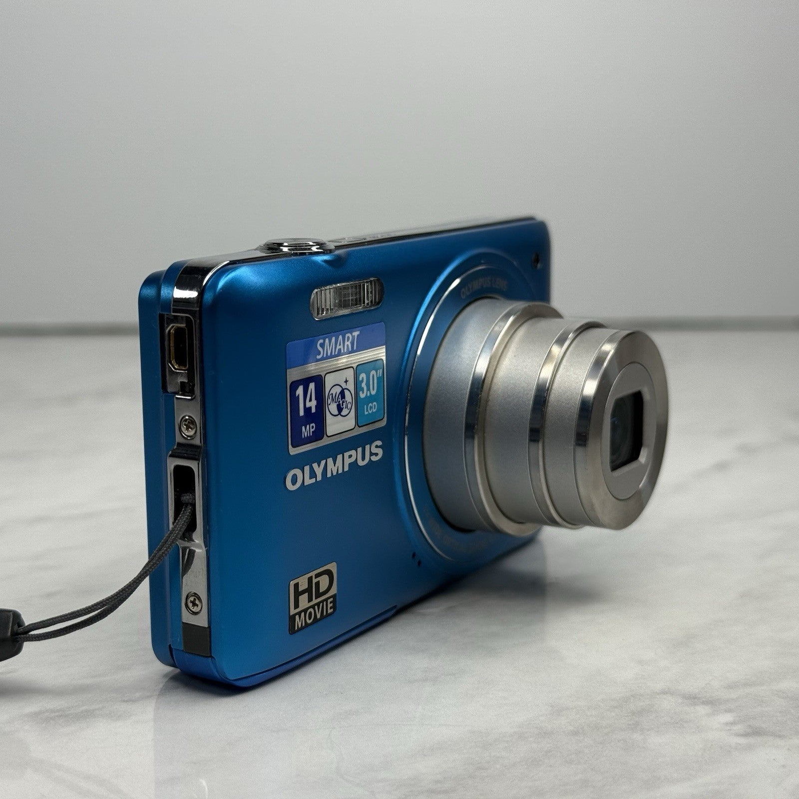 Olympus VG-140 Blue Compact Digital Camera