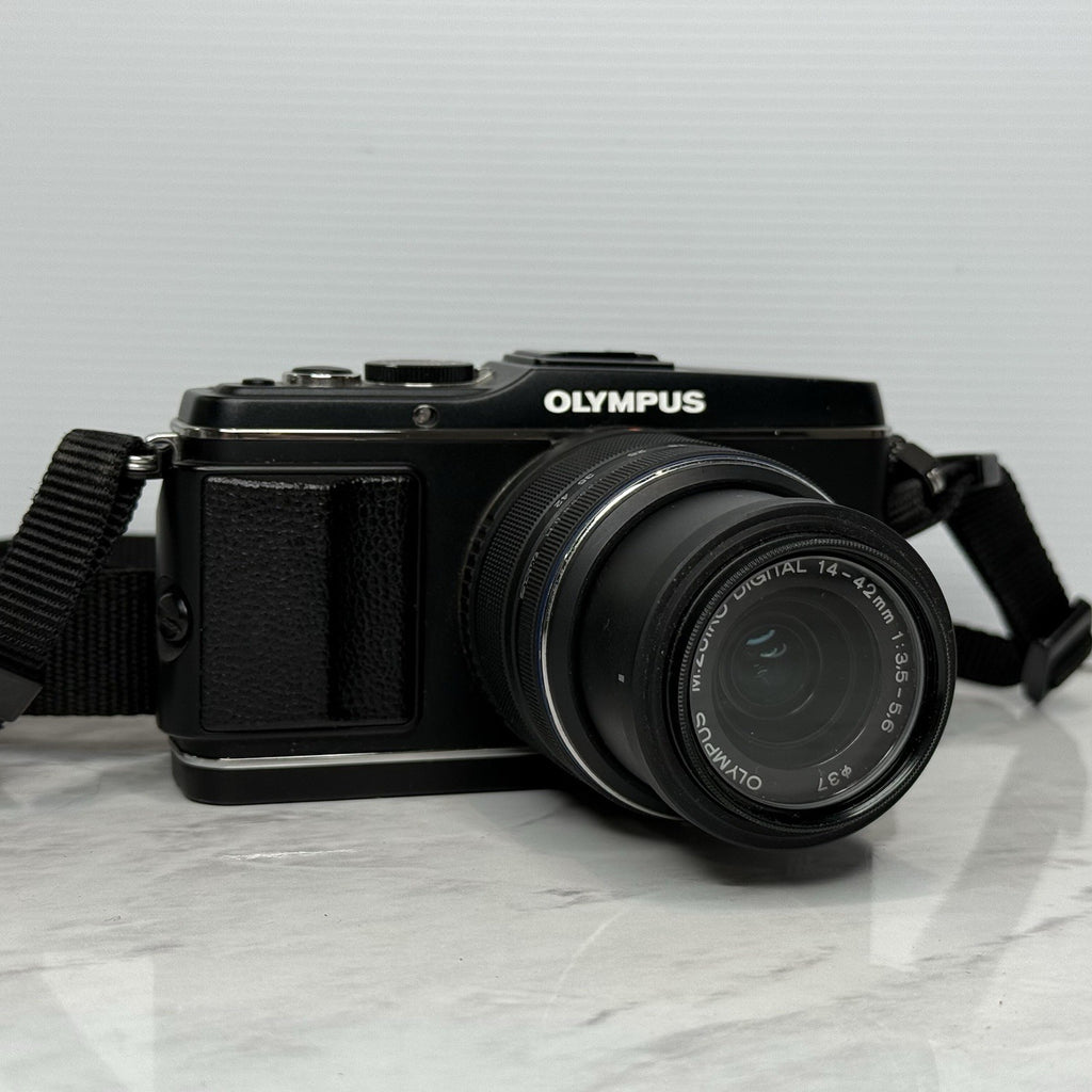Olympus Pen E-P3 Black Mirrorless Camera + 14-42mm Camera Lens