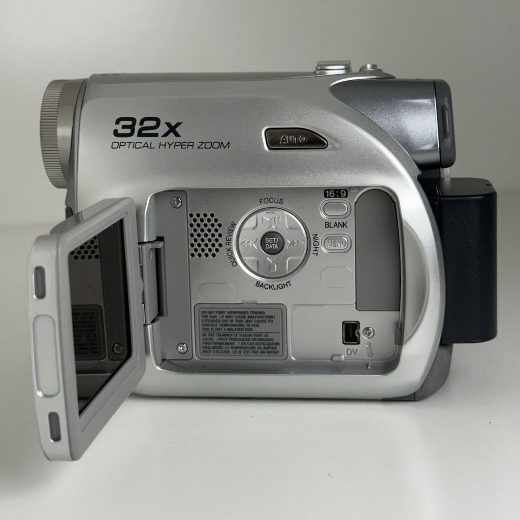 JVC GR-D370AA MiniDV Camcorder with Battery UNTESTED!