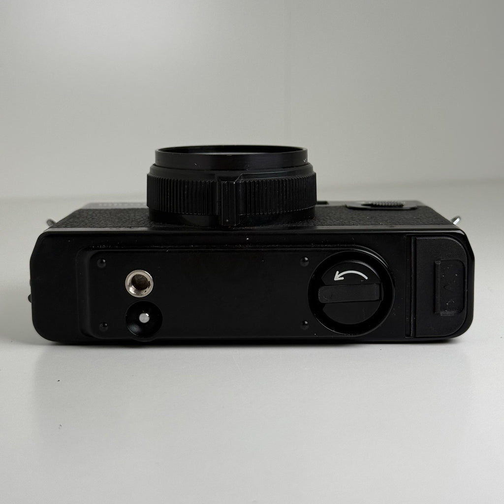 Minolta Hi-Matic S Black Compact 35mm Film Camera + Case