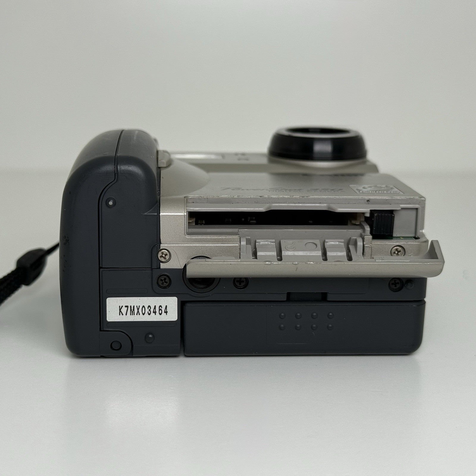 Canon PowerShot 350 Compact Digital Camera FOR PARTS!
