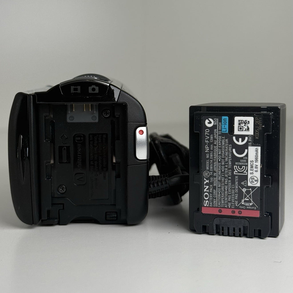 Sony Handycam HDR-CX130E Black Video Camera Camcorder