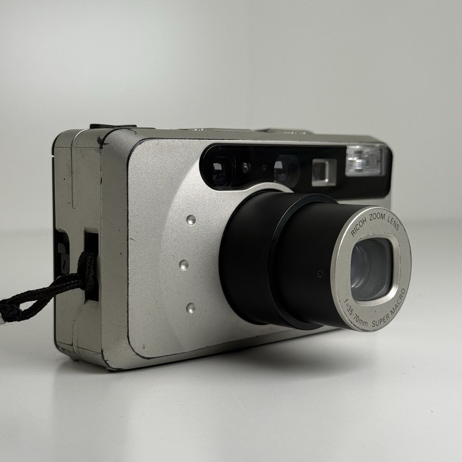 Ricoh R-70Q Camera 35mm Point and Shoot Film Camera