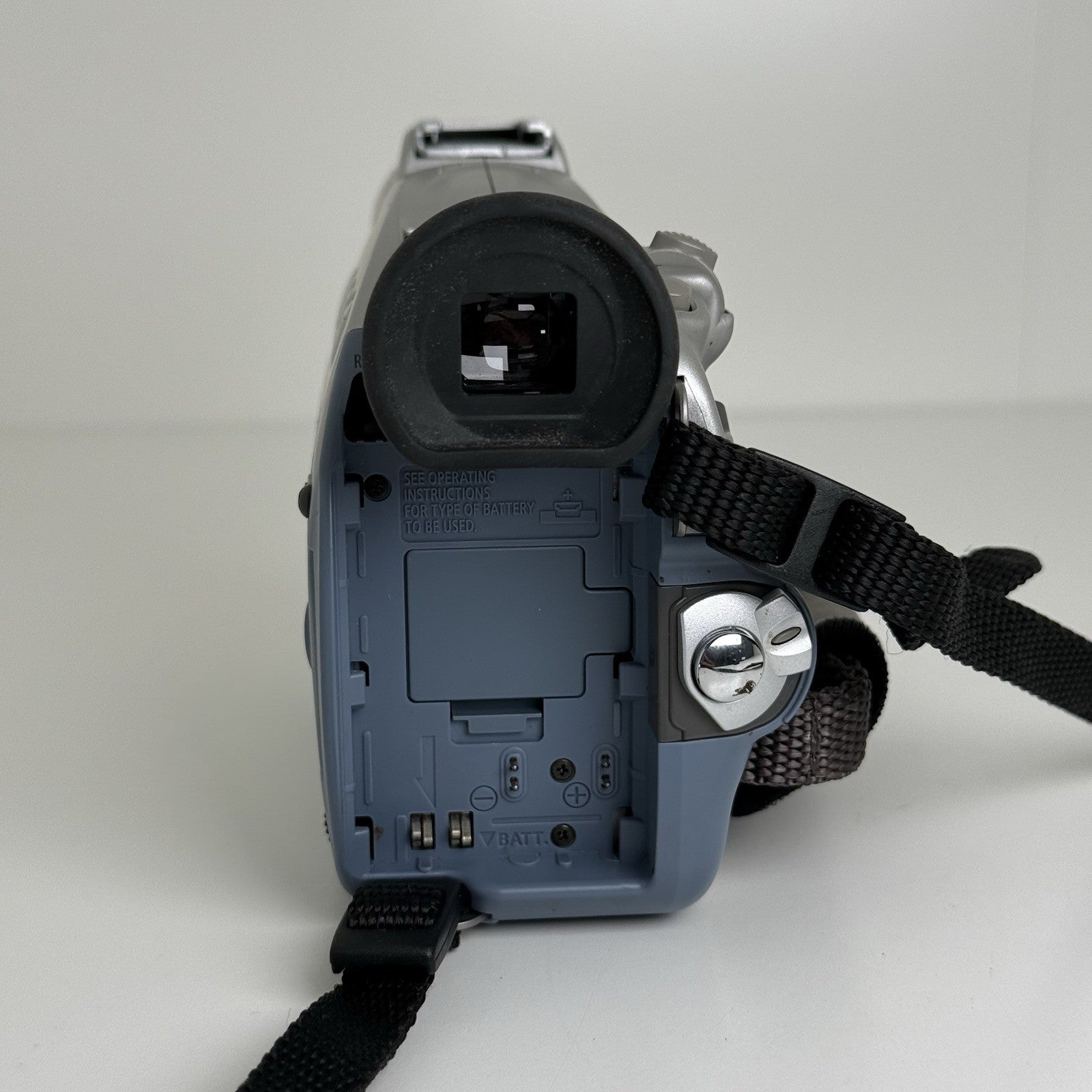 Canon MV530i MiniDV SD Card Digital Video Camcorder Camera