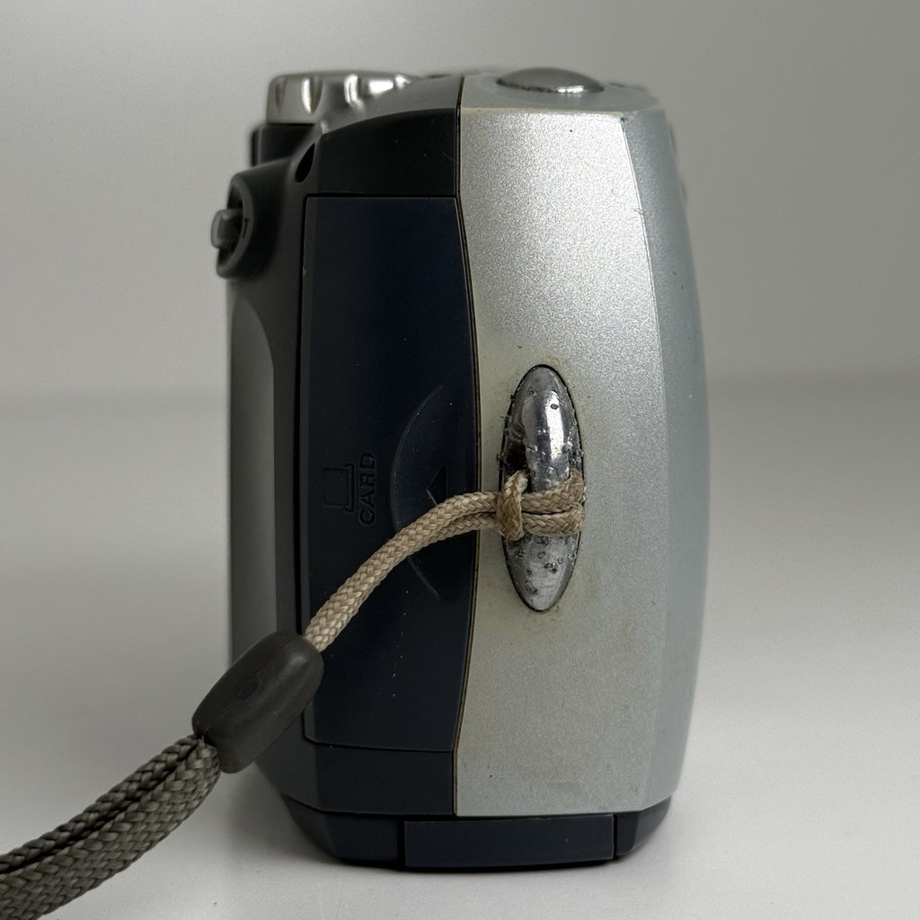 Kodak DX3600 Silver Compact Digital Camera + Case