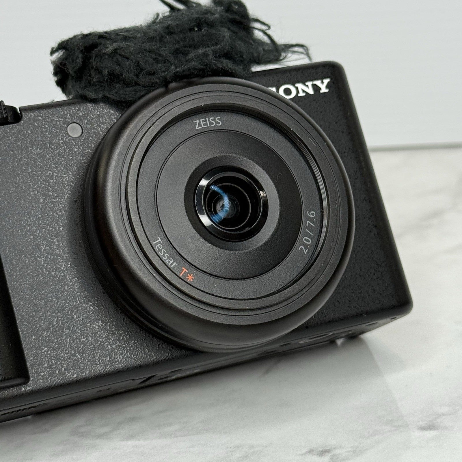 Sony ZV-1F Black Compact Digital Vlogging Camera 4K