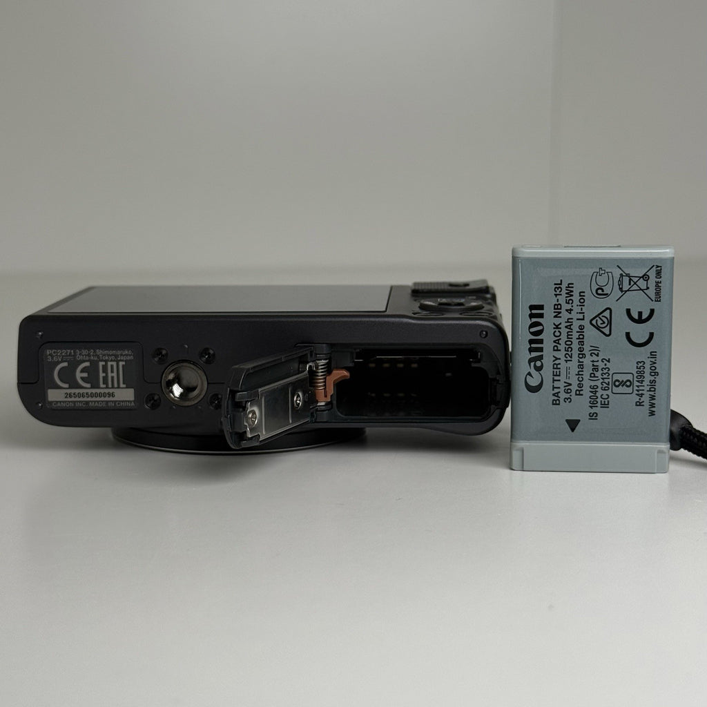 Canon PowerShot SX620 HS Black Compact Digital Camera + Box