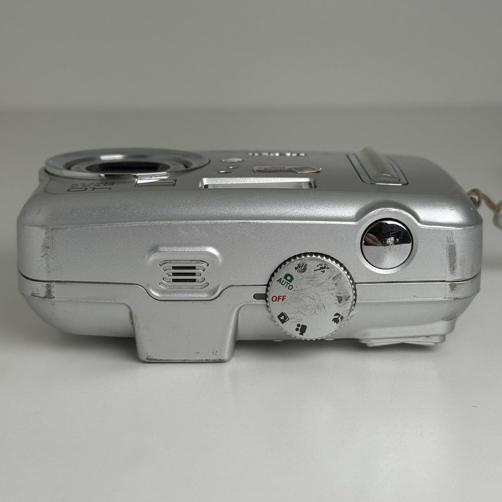 Kodak EasyShare CX7430 Silver Compact Digital Camera