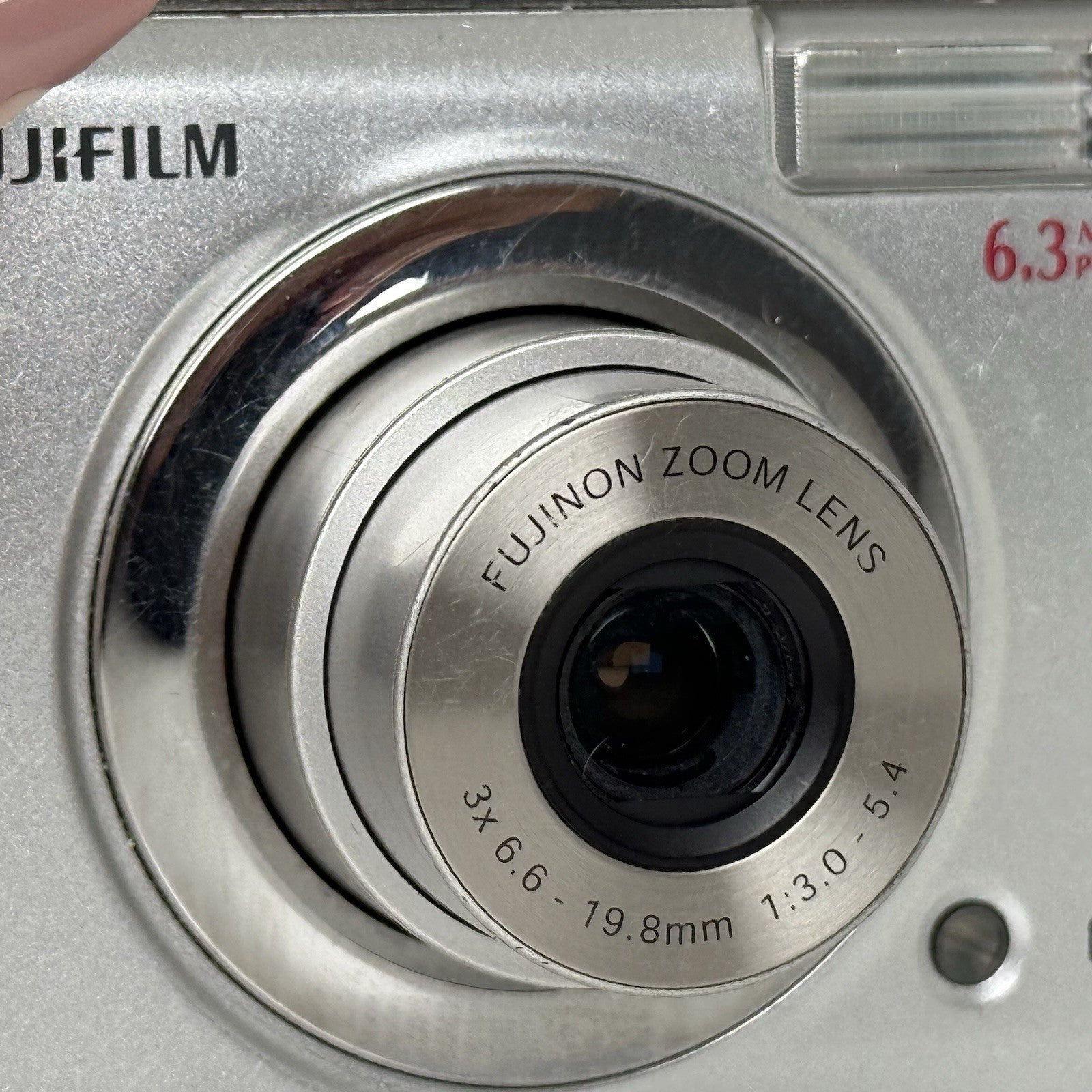 Fujifilm FinePix A610 Silver Compact Digital Camera