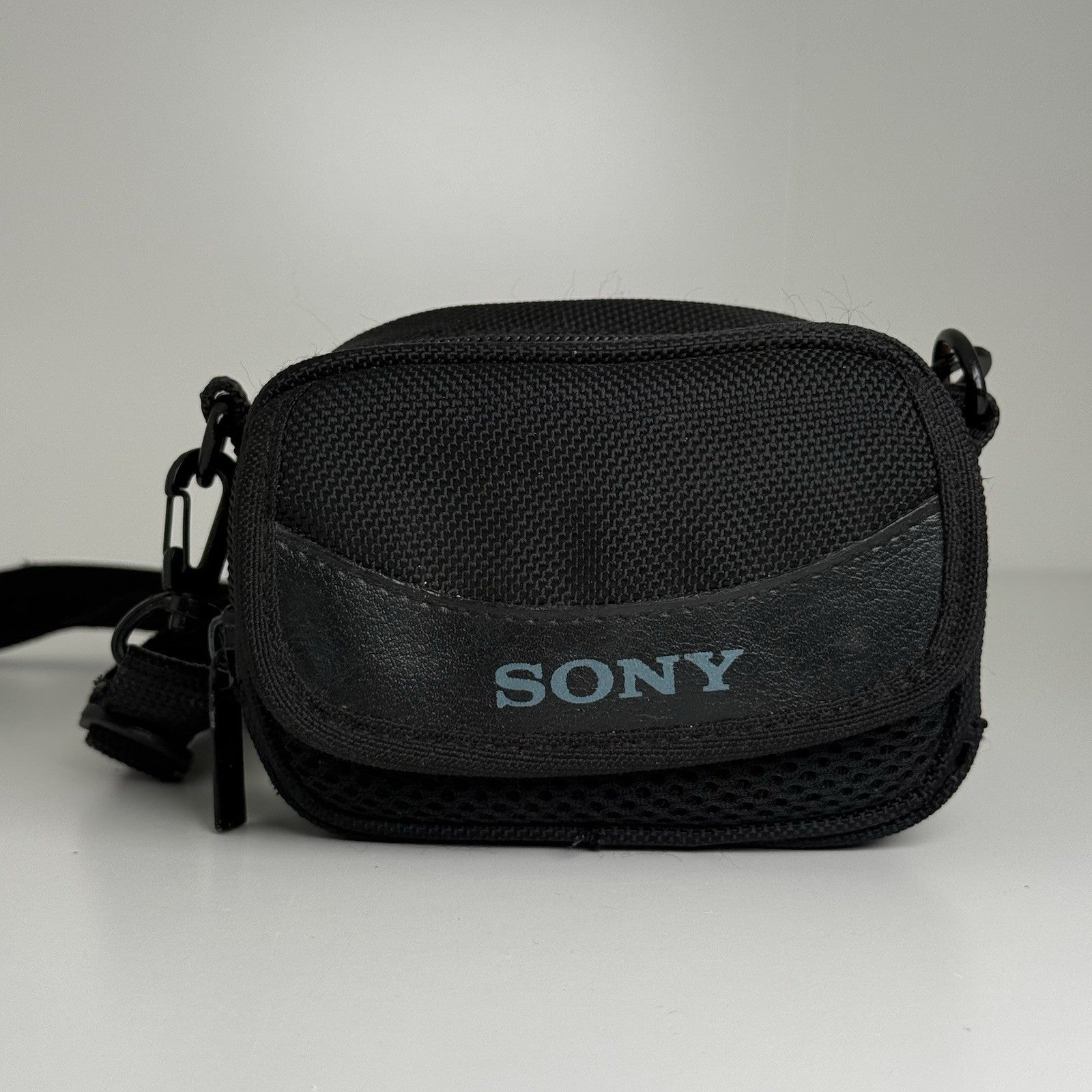 Sony Cybershot DSC-W5 Silver Compact Digital Camera FOR PARTS ONLY!