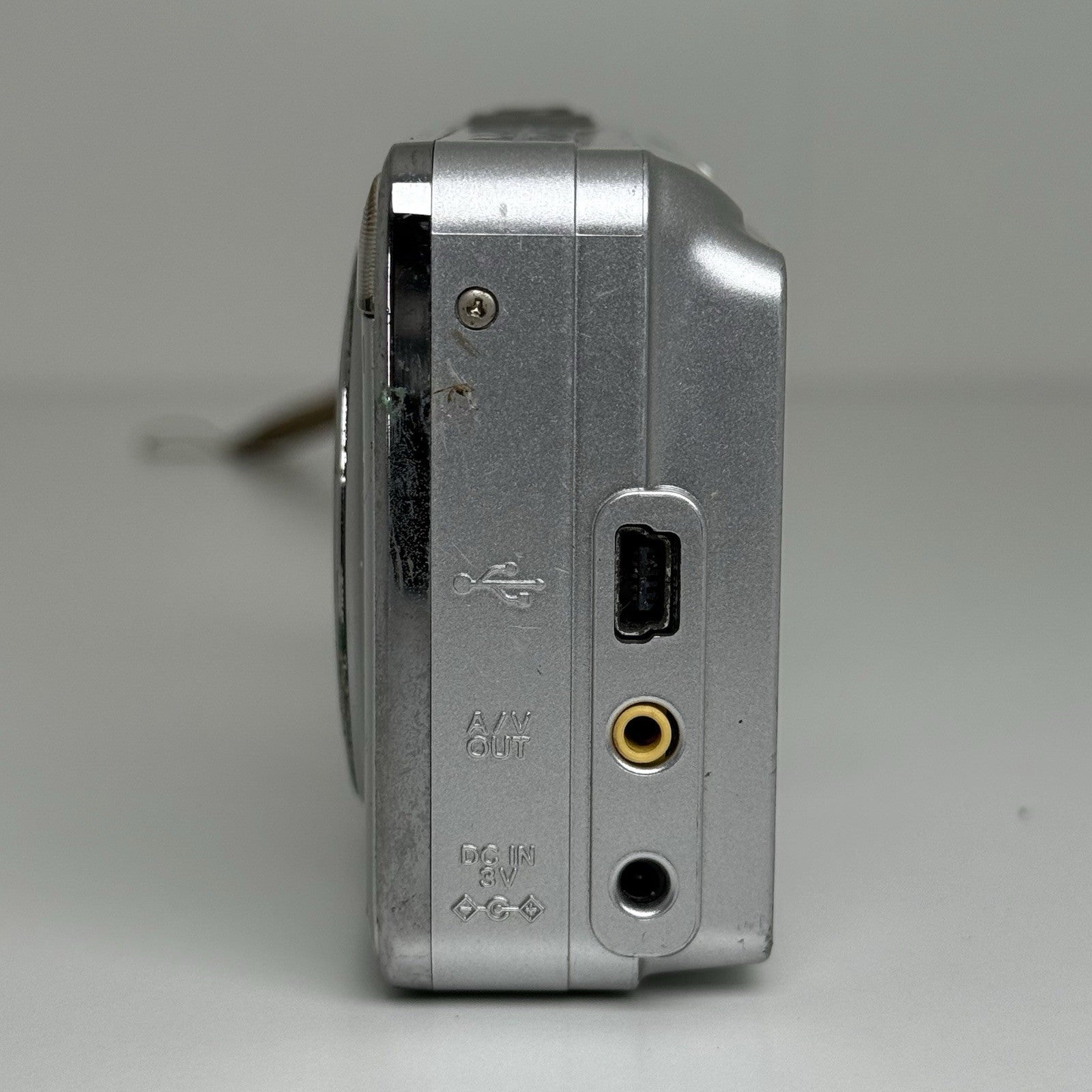 Fujifilm FinePix A700 Silver Compact Digicam Digital Camera