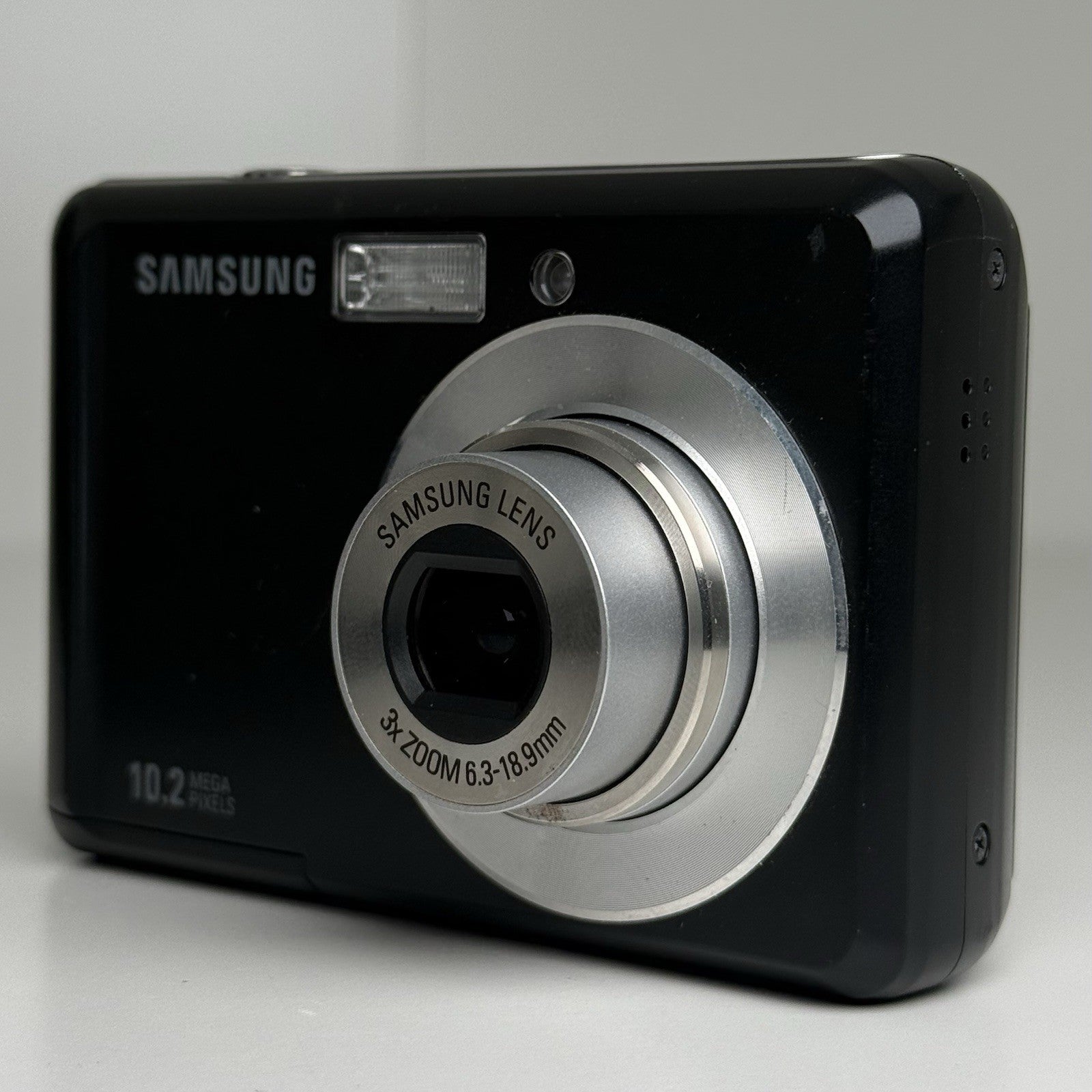 Samsung ES15 Black Compact Digital Camera