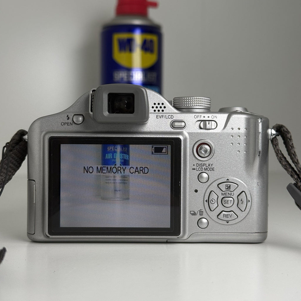 Panasonic Lumix DMC-F27 Silver Compact Digital Camera