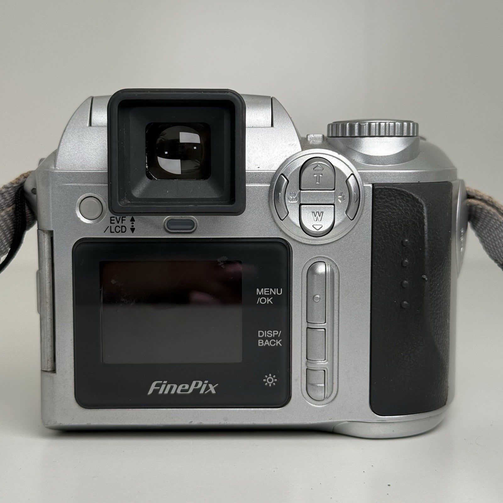 Fujifilm Finepix S3500 Silver Compact Digital Camera