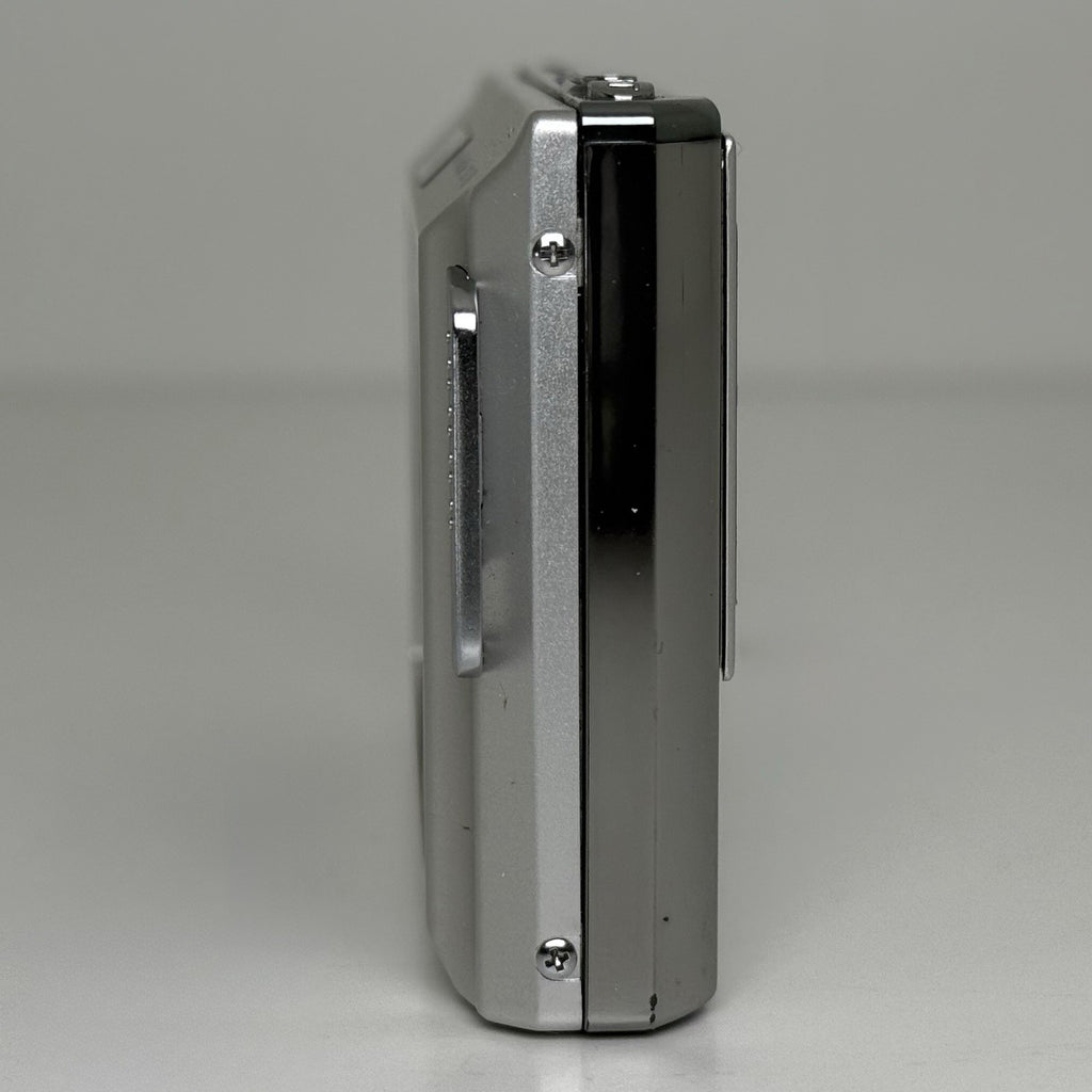 Sony CyberShot DSC-T70 Silver Compact Digital Camera