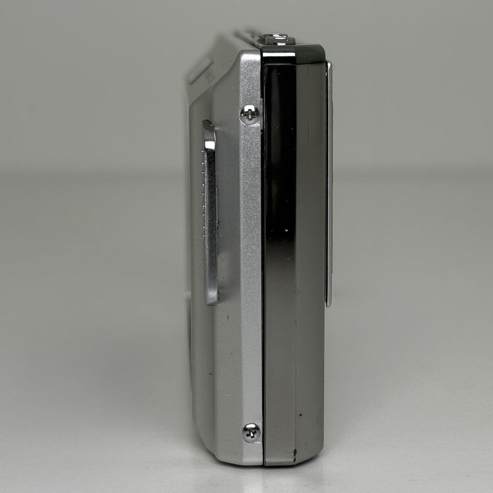 Sony CyberShot DSC-T70 Silver Compact Digital Camera