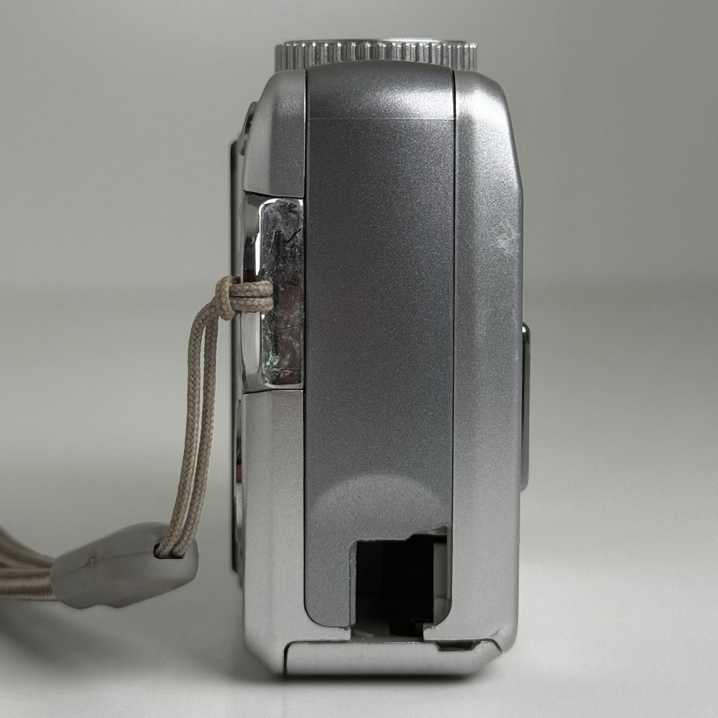 Sony Cybershot DSC-S500 Silver Compact Digital Camera FOR PARTS ONLY!