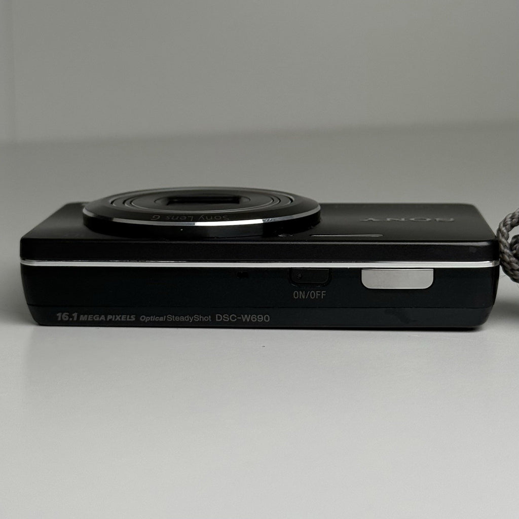 Sony CyberShot DSC-W690 Black Compact Digital Camera