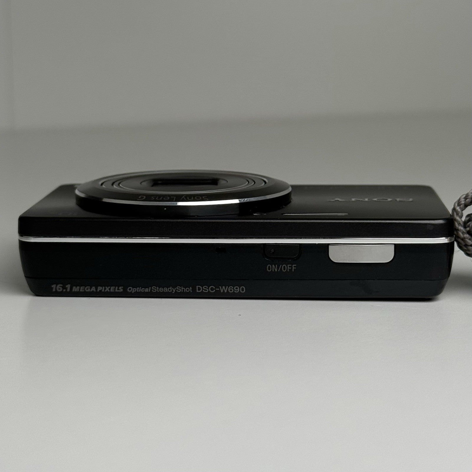 Sony CyberShot DSC-W690 Black Compact Digital Camera