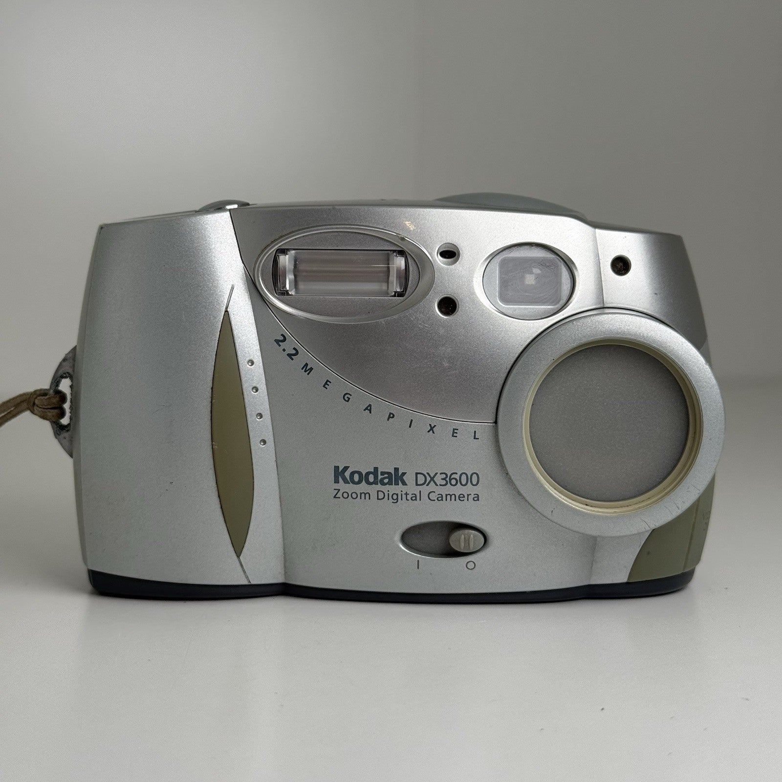 Kodak DX3600 Silver Compact Digital Camera + Case