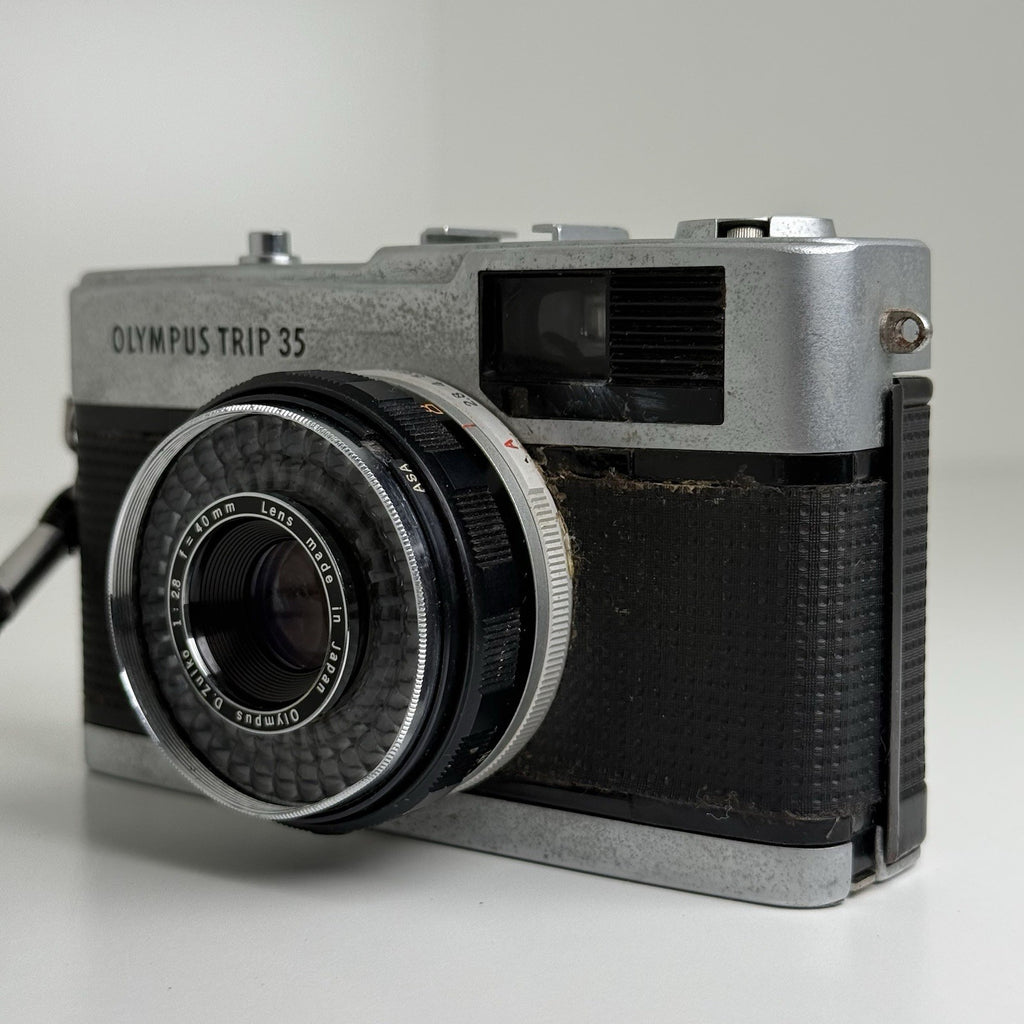 Olympus Trip 35 Point & Shoot Compact 35mm Film Camera