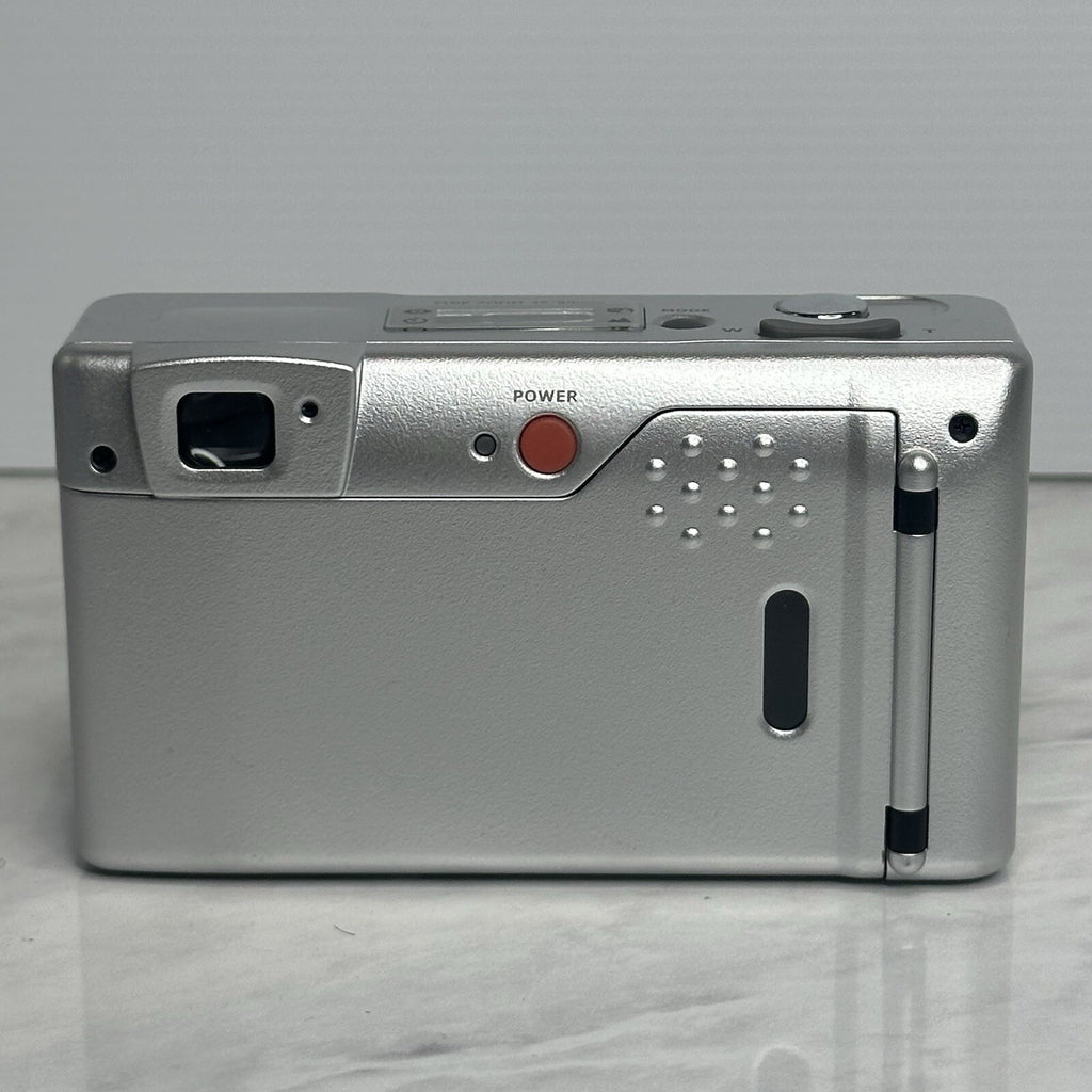 Chinon M-6200 35mm Film Silver Camera