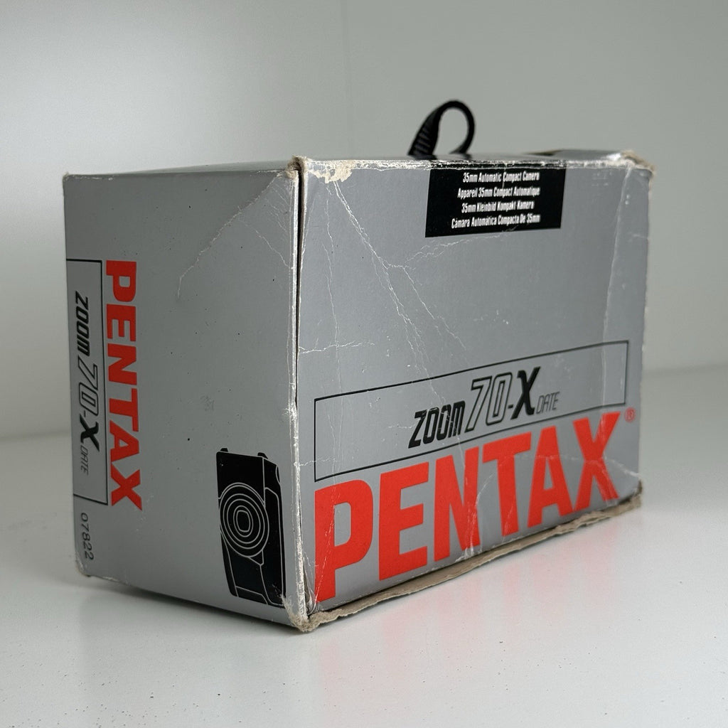 Pentax Zoom 70-X Date Black 35mm Film Camera + Case