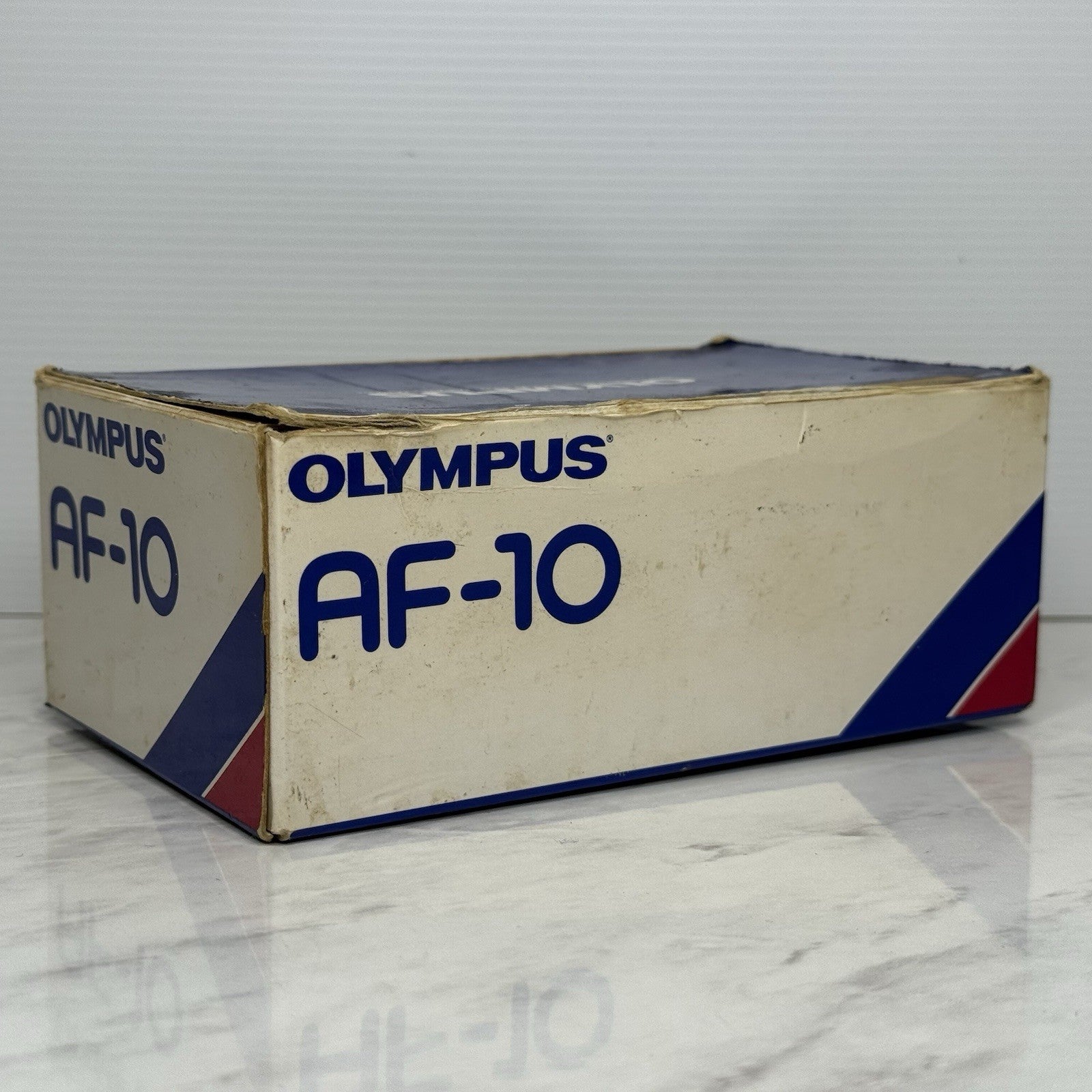 Olympus AF-10 Super Quartz Date 35mm Point & Shoot Film Camera