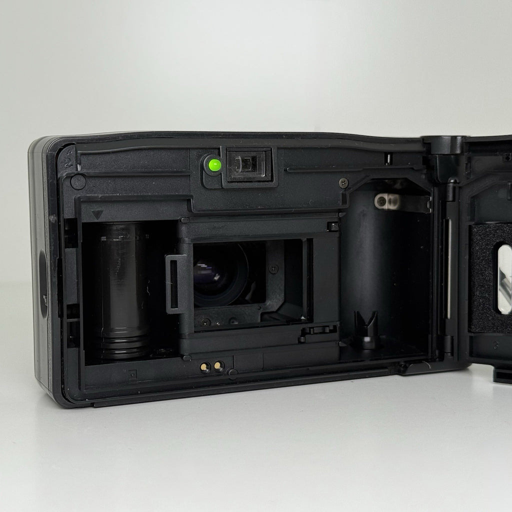 Minolta Riva Zoom AF5 Compact Vintage Black 35mm Film Camera