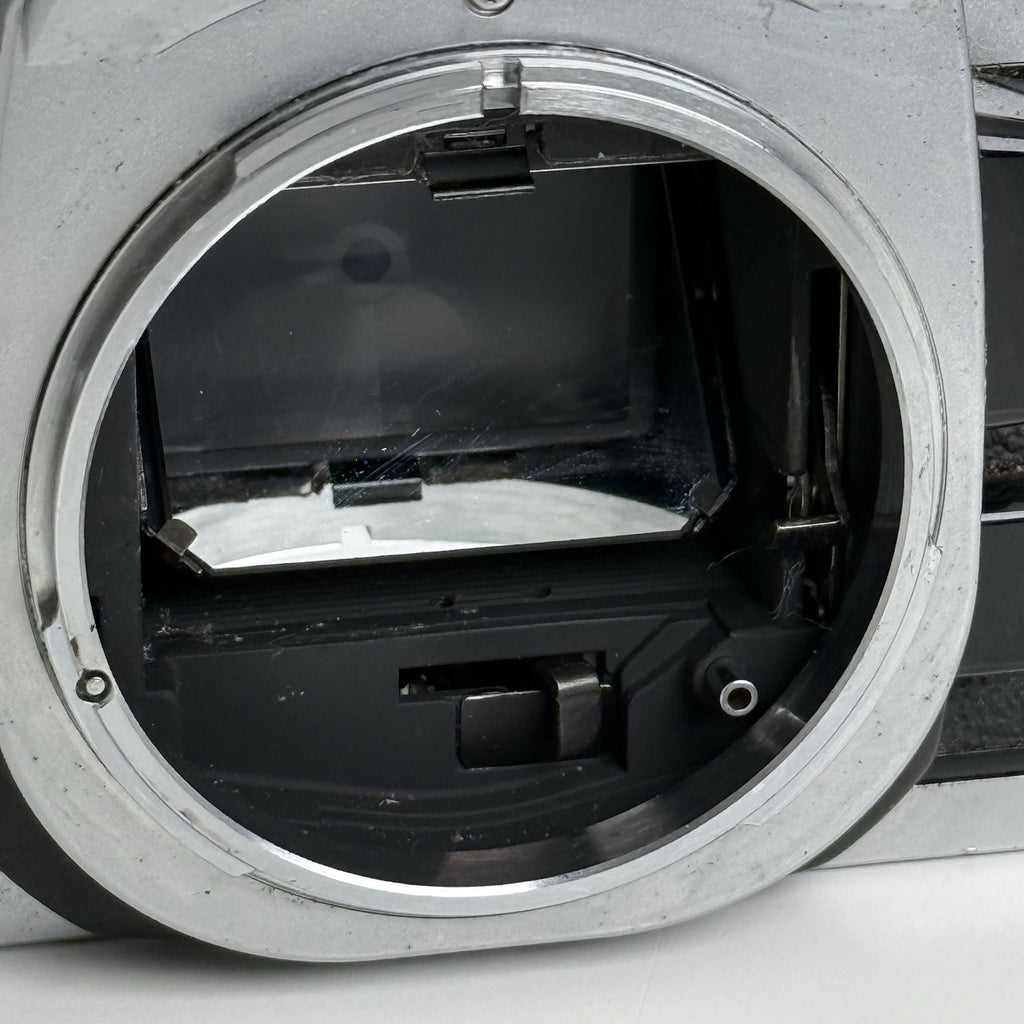 Canon AE-1 Program 35mm SLR Camera + 35-105mm RMC Tokina Lens