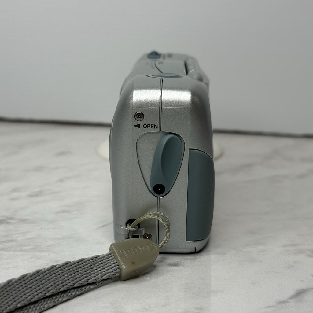 Kodak Advantix C370 Silver Point & Shoot Film Camera
