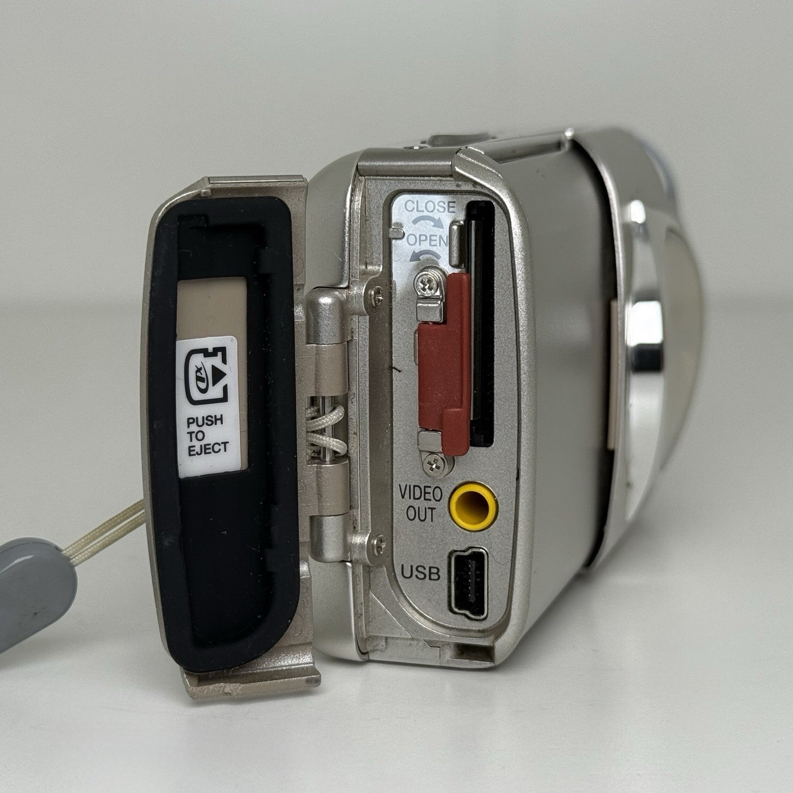Olympus Stylus 400 Silver Compact Digital Camera