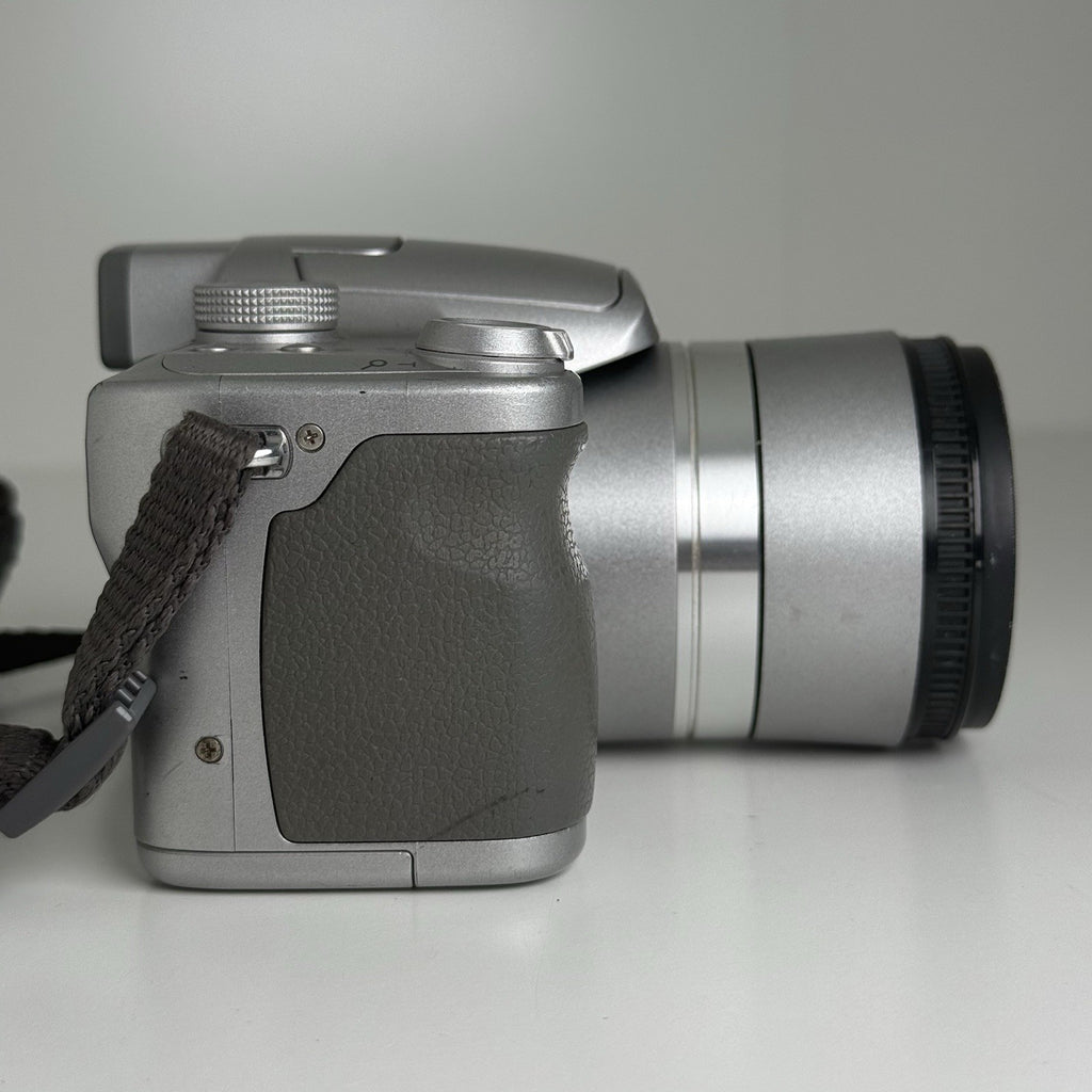 Panasonic Lumix DMC-F27 Silver Compact Digital Camera