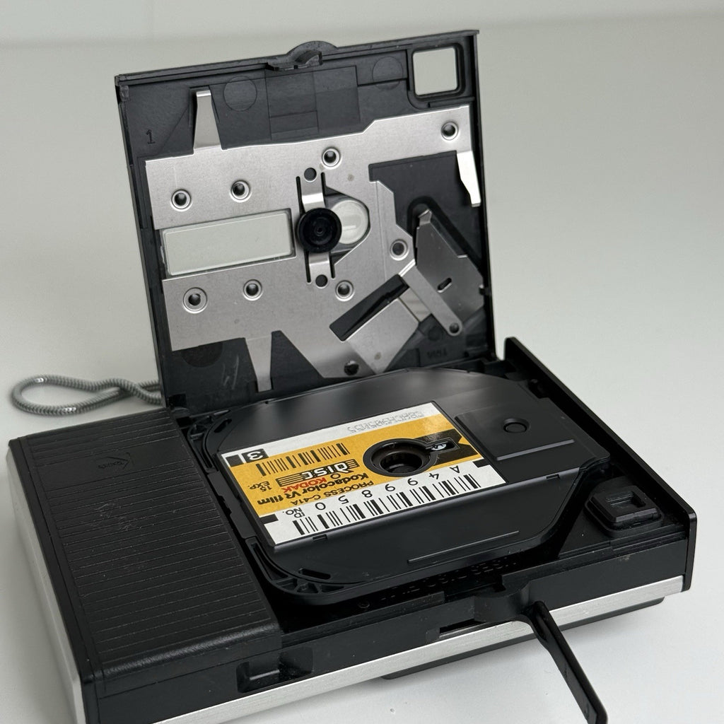 Kodak Disc 4000 Silver Compact Disc Camera with Disc Film & Box