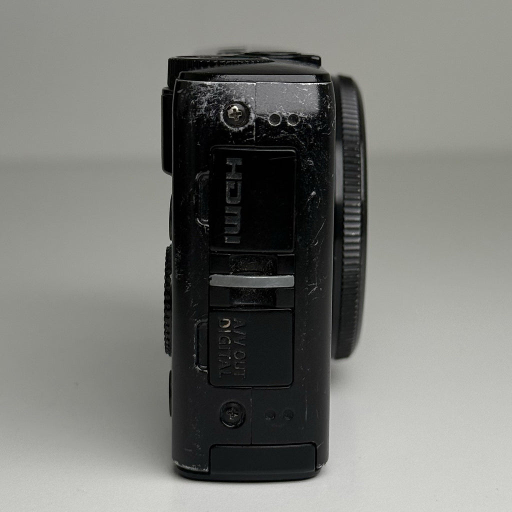 Canon PowerShot S90 Black Compact Digital Camera + Charger
