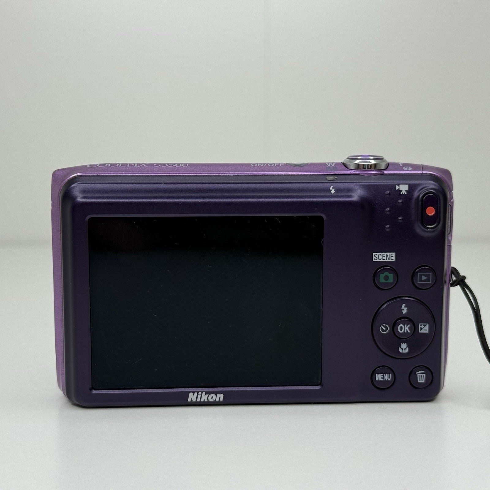 Nikon Coolpix S3500 Purple Compact Digital Camera + Case