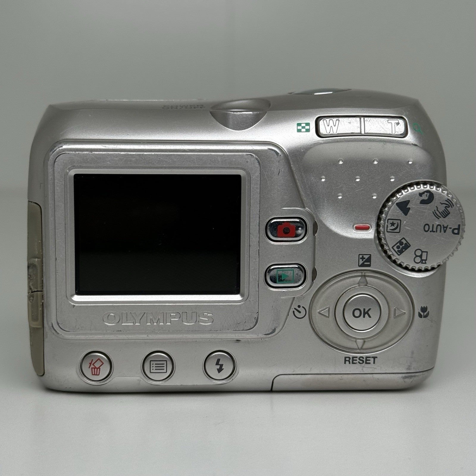 Olympus FE-115 Silver Compact Digital Camera