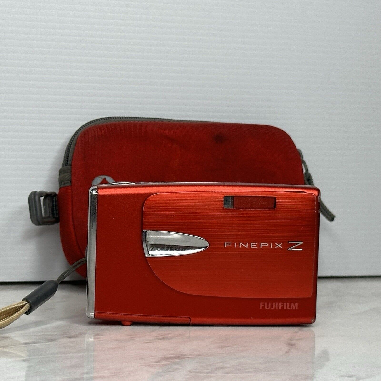 Fujifilm Finepix Z20fd Red Digital Camera