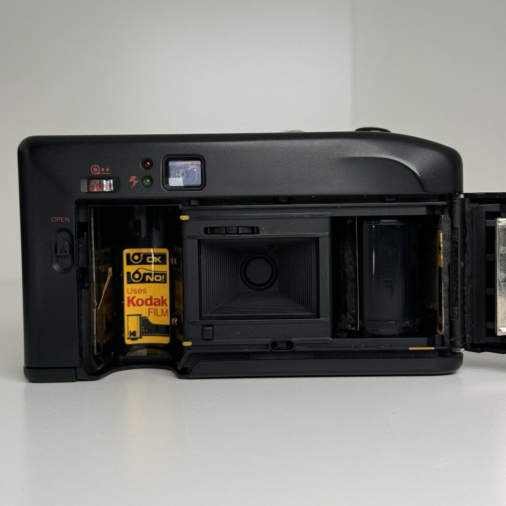 Kodak Star 835 AF Black Compact 35mm Film Camera + Case