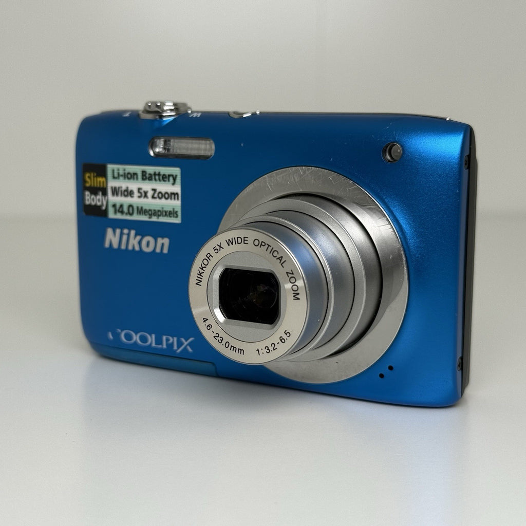 Nikon Coolpix S2600 Blue Compact Digital Camera
