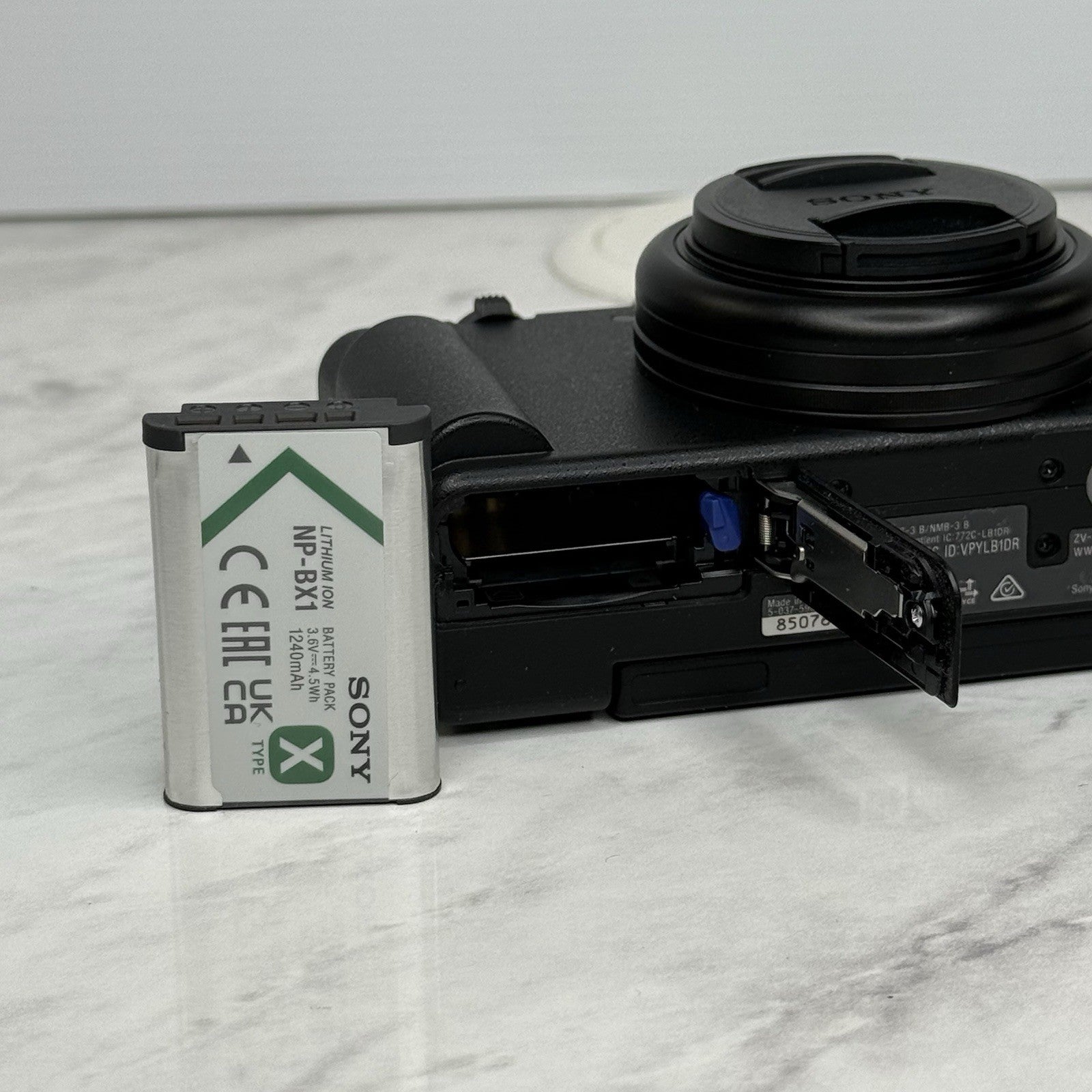 Sony ZV-1F Black Compact Digital Vlogging Camera 4K