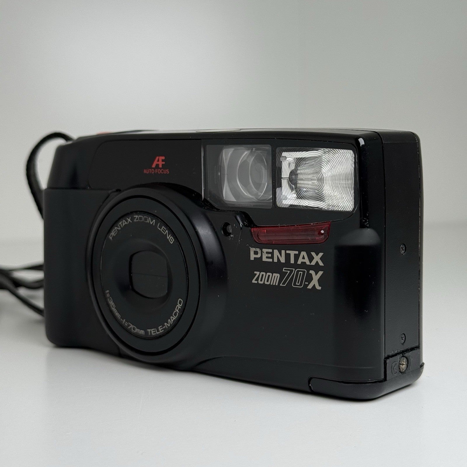 Pentax Zoom 70-X Date Black 35mm Film Camera + Case