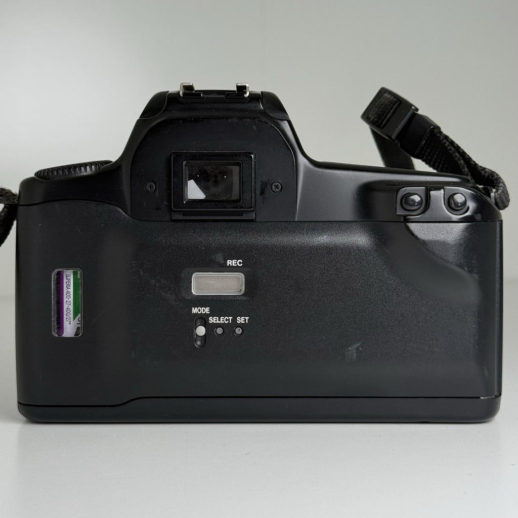 Canon EOS 1000 S 35mm SLR Film Camera & Canon 35-80mm Lens UNTESTED