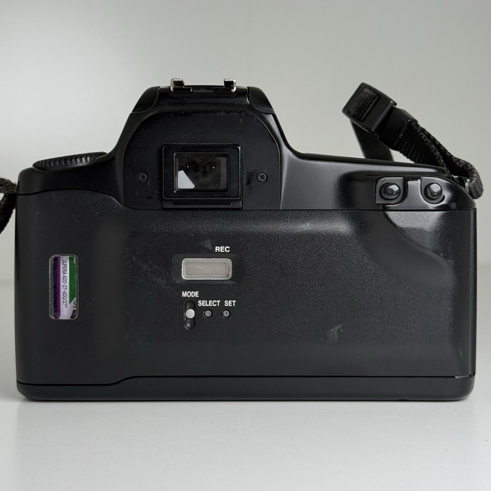 Canon EOS 1000 S 35mm SLR Film Camera & Canon 35-80mm Lens UNTESTED