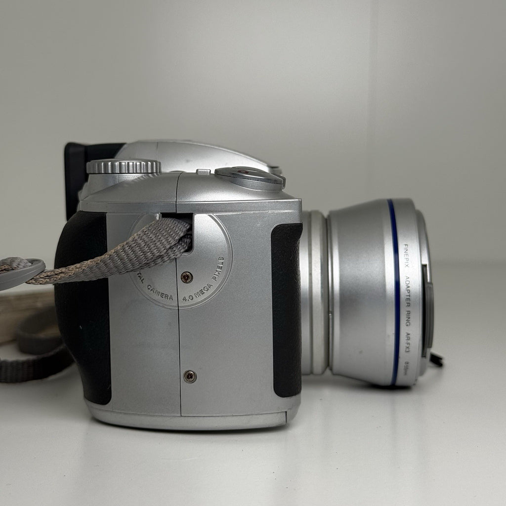 Fujifilm Finepix S3500 Silver Compact Digital Camera