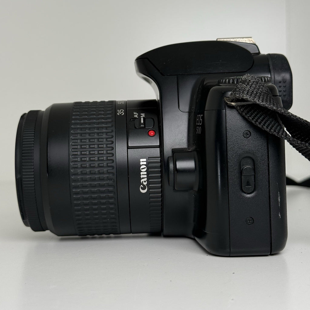 Canon EOS 500 35mm SLR Film Camera with Canon 35-80mm Lens