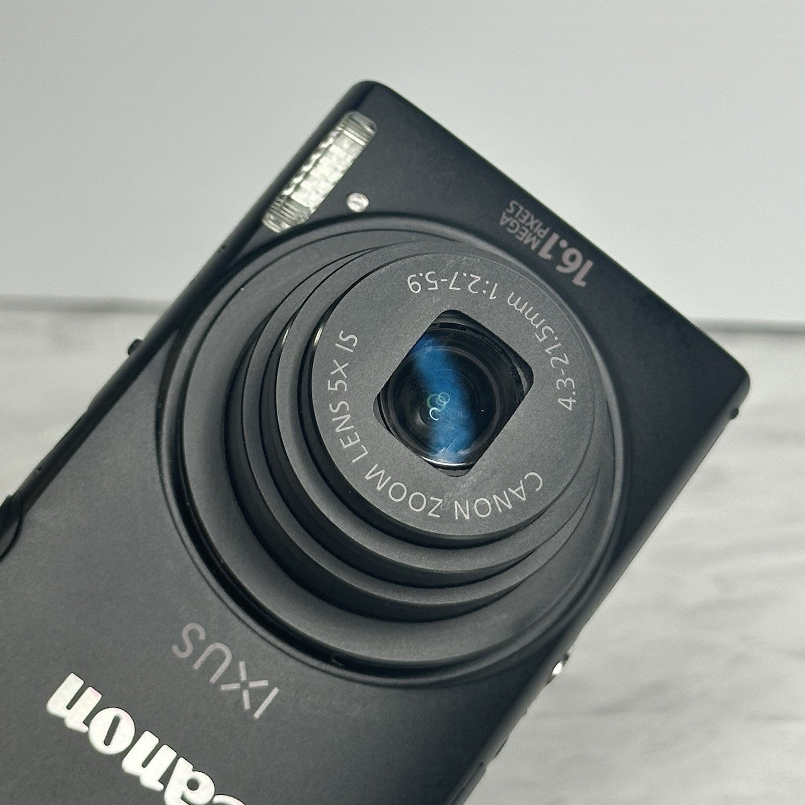 Canon IXUS 125 HS (PowerShot ELPH 110 HS) Black Compact Digital Camera